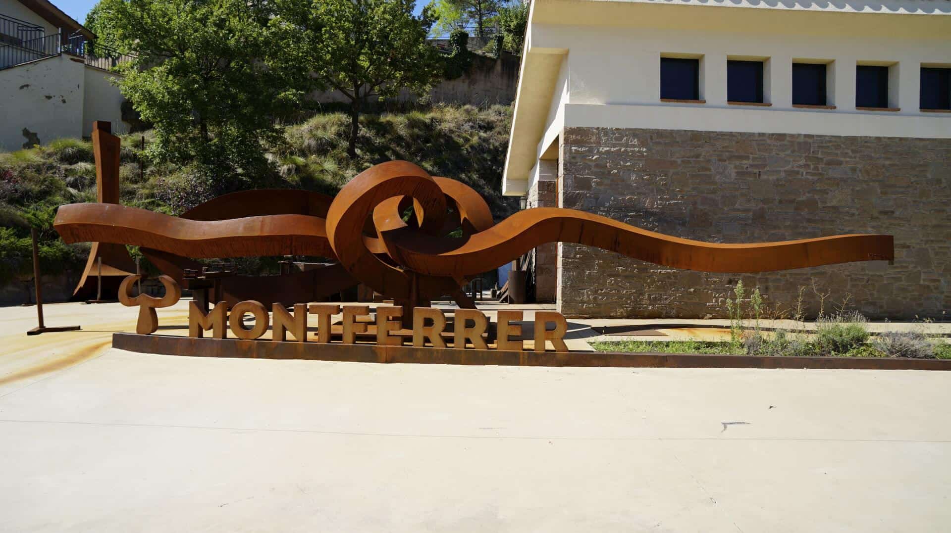 MONTFERRER – Forge and Sculpture
